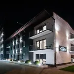 Katowice By Lantier - Swimming Pool Zone Apart Otel Bytom