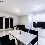 Katowice By Lantier - Swimming Pool Zone Apart Otel 3*