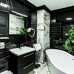 Katowice By Lantier - Swimming Pool Zone