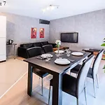 Katowice By Lantier - Swimming Pool Zone Apart Otel 3*