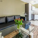 아파트호텔 Katowice By Lantier - Swimming Pool Zone 바이톰