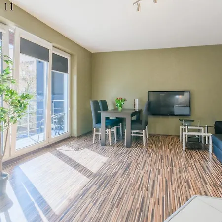 Апарт-отель Apartamenty Katowice By Lantier - Basen & Gabinet Spa Бытом