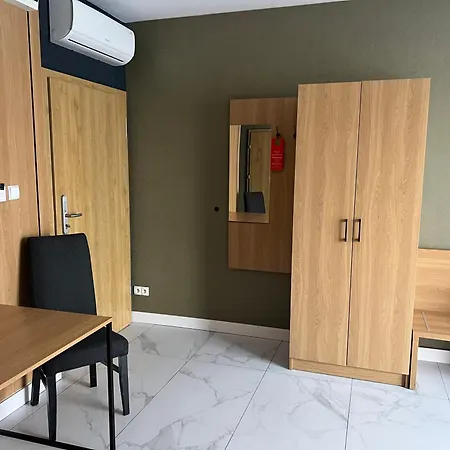 Apartamenty Katowice By Lantier - Swimming Pool Zone Bytom