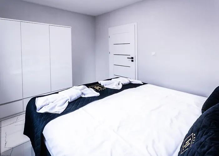 Apartamenty Katowice By Lantier - Swimming Pool Zone Bytom