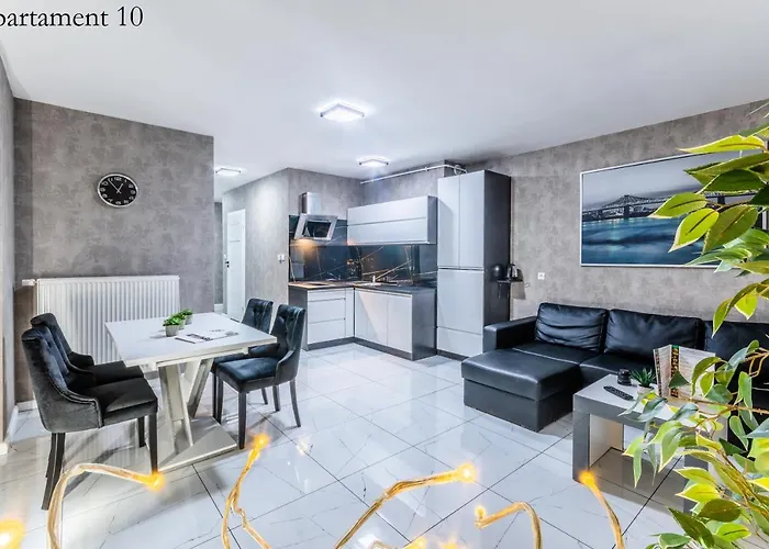 Apartamenty Katowice By Lantier - Swimming Pool Zone