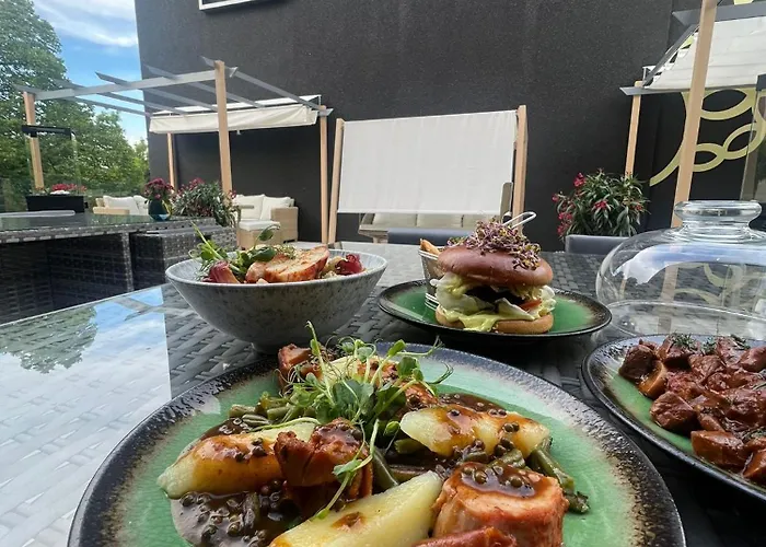 Apartamenty Katowice By Lantier - Swimming Pool Zone Bytom