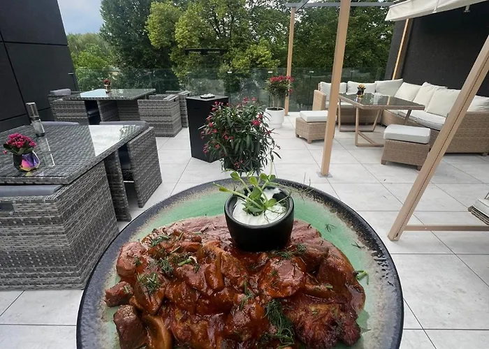 Aparthotel Apartamenty Katowice By Lantier - Swimming Pool Zone