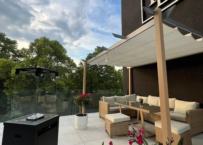 Aparthotel Apartamenty Katowice By Lantier - Swimming Pool Zone Bytom